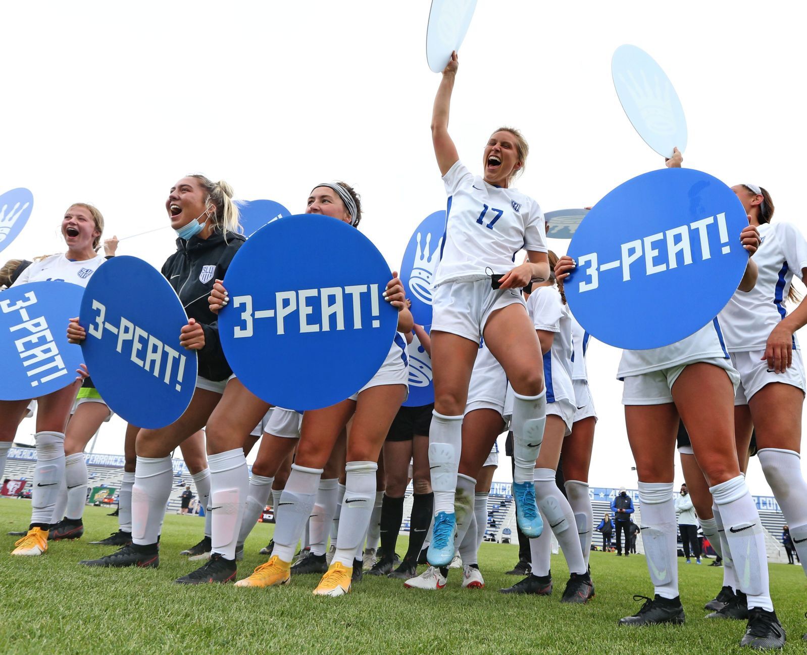 St. Louis University 2, Davidson College 1